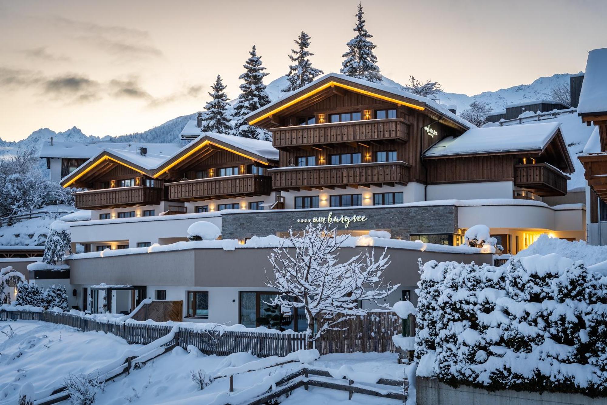 Alpin Chalet Am Burgsee Ладіс Екстер'єр фото